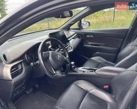 Черный Тойота C-HR, объемом двигателя 1.8 л и пробегом 120 тыс. км за 18866 $, фото 9 на Automoto.ua