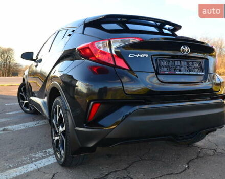 Чорний Тойота C-HR, об'ємом двигуна 2 л та пробігом 77 тис. км за 15850 $, фото 25 на Automoto.ua