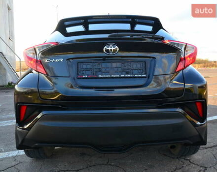 Чорний Тойота C-HR, об'ємом двигуна 2 л та пробігом 77 тис. км за 15850 $, фото 29 на Automoto.ua