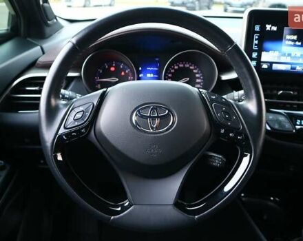 Чорний Тойота C-HR, об'ємом двигуна 1.2 л та пробігом 66 тис. км за 19819 $, фото 8 на Automoto.ua