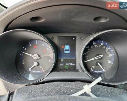 Черный Тойота C-HR, объемом двигателя 2 л и пробегом 105 тыс. км за 5300 $, фото 8 на Automoto.ua