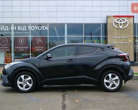 Чорний Тойота C-HR, об'ємом двигуна 1.2 л та пробігом 66 тис. км за 19819 $, фото 2 на Automoto.ua