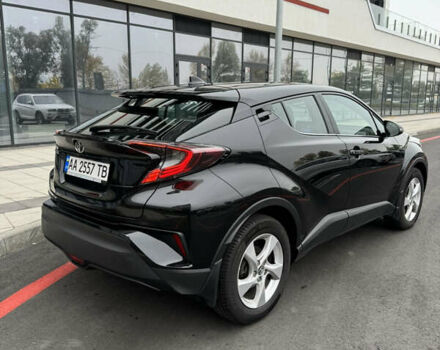 Чорний Тойота C-HR, об'ємом двигуна 1.99 л та пробігом 250 тис. км за 16900 $, фото 13 на Automoto.ua