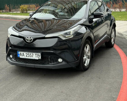 Чорний Тойота C-HR, об'ємом двигуна 1.99 л та пробігом 250 тис. км за 16900 $, фото 4 на Automoto.ua