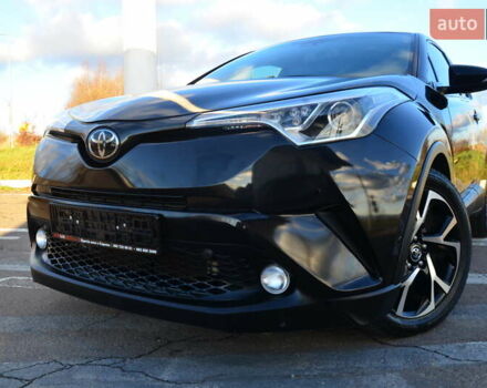 Чорний Тойота C-HR, об'ємом двигуна 2 л та пробігом 77 тис. км за 15850 $, фото 2 на Automoto.ua
