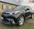 Черный Тойота C-HR, объемом двигателя 1.8 л и пробегом 126 тыс. км за 22000 $, фото 1 на Automoto.ua
