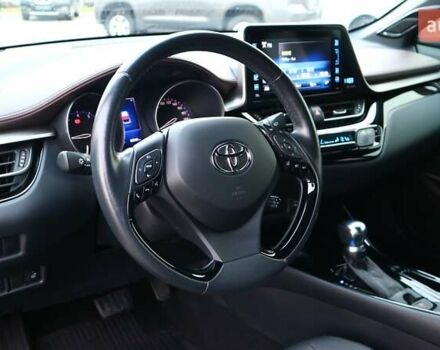 Чорний Тойота C-HR, об'ємом двигуна 1.2 л та пробігом 66 тис. км за 19819 $, фото 19 на Automoto.ua