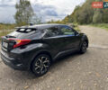 Черный Тойота C-HR, объемом двигателя 2 л и пробегом 71 тыс. км за 18700 $, фото 2 на Automoto.ua