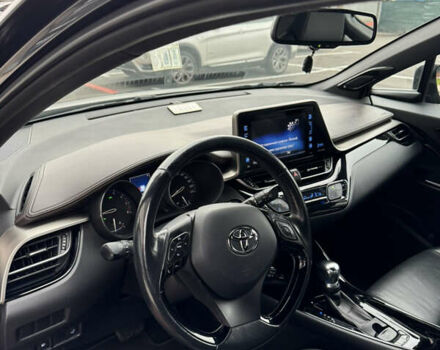 Чорний Тойота C-HR, об'ємом двигуна 1.99 л та пробігом 250 тис. км за 16900 $, фото 17 на Automoto.ua