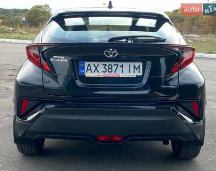 Черный Тойота C-HR, объемом двигателя 1.2 л и пробегом 76 тыс. км за 19900 $, фото 12 на Automoto.ua