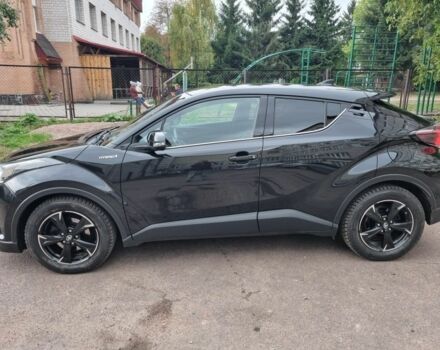 Черный Тойота C-HR, объемом двигателя 1.8 л и пробегом 105 тыс. км за 25200 $, фото 10 на Automoto.ua