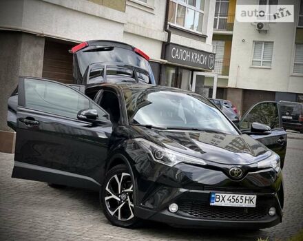 Чорний Тойота C-HR, об'ємом двигуна 1.99 л та пробігом 56 тис. км за 21850 $, фото 40 на Automoto.ua