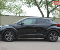 Черный Тойота C-HR, объемом двигателя 1.8 л и пробегом 72 тыс. км за 27699 $, фото 12 на Automoto.ua