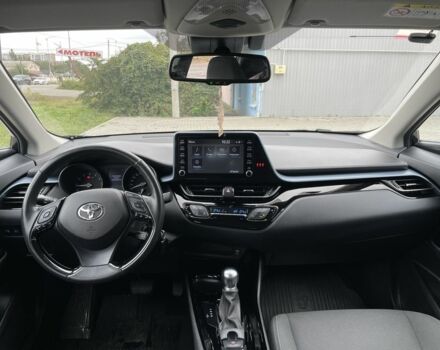 Черный Тойота C-HR, объемом двигателя 1.2 л и пробегом 76 тыс. км за 19900 $, фото 15 на Automoto.ua