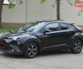 Черный Тойота C-HR, объемом двигателя 1.8 л и пробегом 72 тыс. км за 27699 $, фото 13 на Automoto.ua