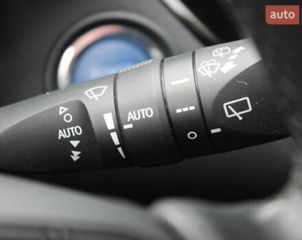 Черный Тойота C-HR, объемом двигателя 1.8 л и пробегом 72 тыс. км за 27699 $, фото 42 на Automoto.ua