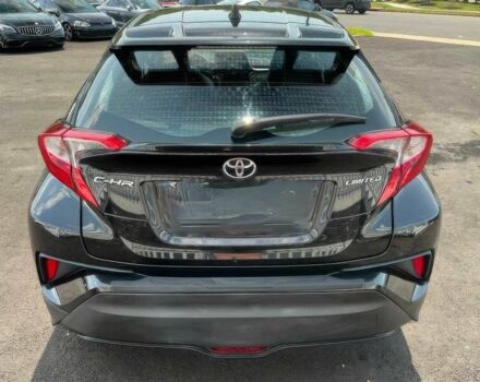 Черный Тойота C-HR, объемом двигателя 2 л и пробегом 36 тыс. км за 7400 $, фото 5 на Automoto.ua