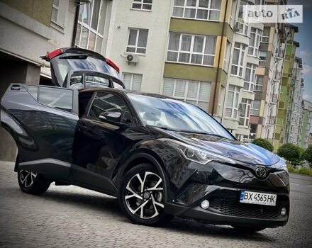 Черный Тойота C-HR, объемом двигателя 2 л и пробегом 56 тыс. км за 22500 $, фото 49 на Automoto.ua