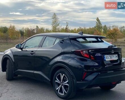 Черный Тойота C-HR, объемом двигателя 1.2 л и пробегом 76 тыс. км за 19900 $, фото 8 на Automoto.ua