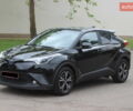 Черный Тойота C-HR, объемом двигателя 1.8 л и пробегом 72 тыс. км за 27699 $, фото 3 на Automoto.ua