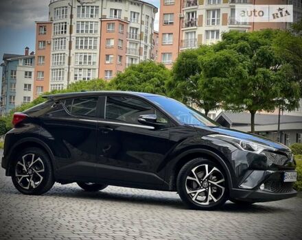 Чорний Тойота C-HR, об'ємом двигуна 2 л та пробігом 56 тис. км за 22500 $, фото 6 на Automoto.ua