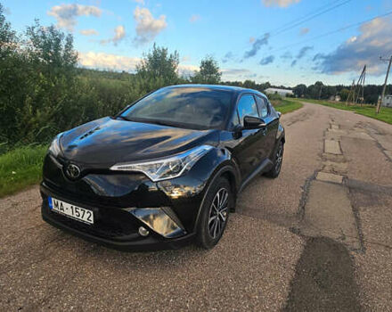 Чорний Тойота C-HR, об'ємом двигуна 1.2 л та пробігом 147 тис. км за 15346 $, фото 1 на Automoto.ua
