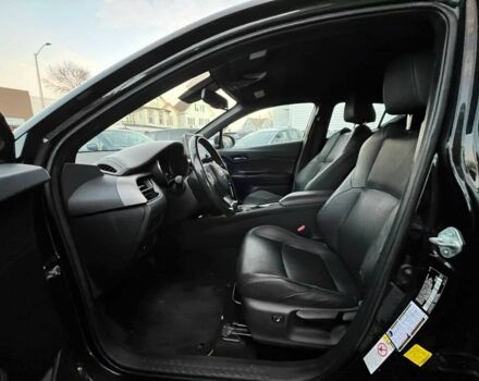 Черный Тойота C-HR, объемом двигателя 2 л и пробегом 45 тыс. км за 7500 $, фото 8 на Automoto.ua