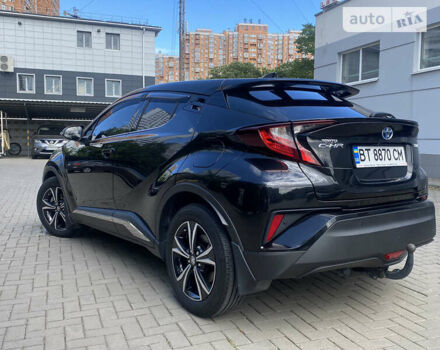 Черный Тойота C-HR, объемом двигателя 1.8 л и пробегом 36 тыс. км за 29200 $, фото 6 на Automoto.ua