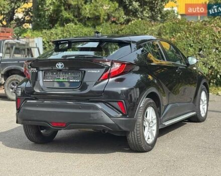 Черный Тойота C-HR, объемом двигателя 1.8 л и пробегом 32 тыс. км за 25900 $, фото 6 на Automoto.ua