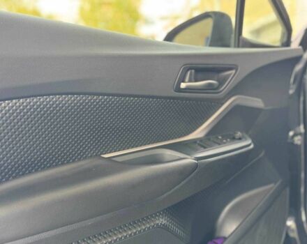 Чорний Тойота C-HR, об'ємом двигуна 1.8 л та пробігом 32 тис. км за 25900 $, фото 15 на Automoto.ua