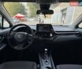 Черный Тойота C-HR, объемом двигателя 1.8 л и пробегом 32 тыс. км за 25900 $, фото 11 на Automoto.ua