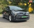 Черный Тойота C-HR, объемом двигателя 1.8 л и пробегом 32 тыс. км за 25900 $, фото 1 на Automoto.ua