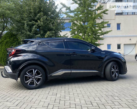 Черный Тойота C-HR, объемом двигателя 1.8 л и пробегом 36 тыс. км за 29500 $, фото 5 на Automoto.ua