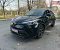 Черный Тойота C-HR, объемом двигателя 2 л и пробегом 114 тыс. км за 19900 $, фото 1 на Automoto.ua