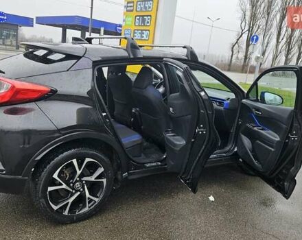 Чорний Тойота C-HR, об'ємом двигуна 2 л та пробігом 37 тис. км за 21555 $, фото 6 на Automoto.ua