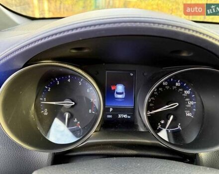 Чорний Тойота C-HR, об'ємом двигуна 2 л та пробігом 38 тис. км за 21990 $, фото 12 на Automoto.ua