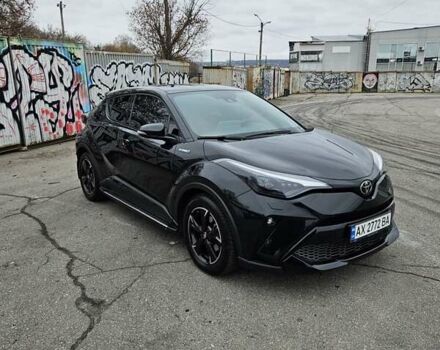 Чорний Тойота C-HR, об'ємом двигуна 1.99 л та пробігом 57 тис. км за 30000 $, фото 25 на Automoto.ua