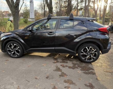 Чорний Тойота C-HR, об'ємом двигуна 2 л та пробігом 38 тис. км за 21990 $, фото 8 на Automoto.ua