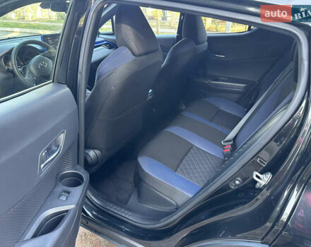 Черный Тойота C-HR, объемом двигателя 2 л и пробегом 114 тыс. км за 19900 $, фото 27 на Automoto.ua