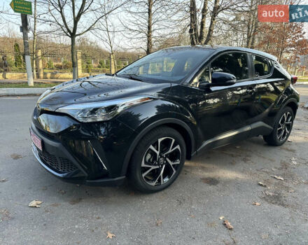 Черный Тойота C-HR, объемом двигателя 2 л и пробегом 114 тыс. км за 19900 $, фото 3 на Automoto.ua