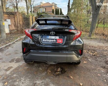 Чорний Тойота C-HR, об'ємом двигуна 2 л та пробігом 38 тис. км за 21990 $, фото 6 на Automoto.ua