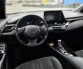 Чорний Тойота C-HR, об'ємом двигуна 1.99 л та пробігом 57 тис. км за 30000 $, фото 3 на Automoto.ua