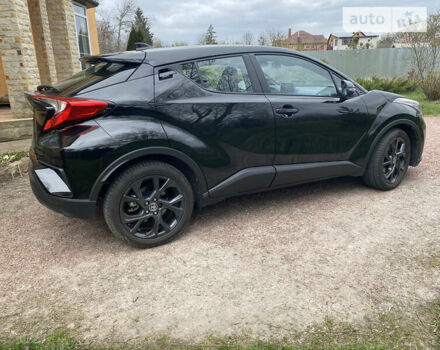 Чорний Тойота C-HR, об'ємом двигуна 2 л та пробігом 25 тис. км за 19000 $, фото 4 на Automoto.ua