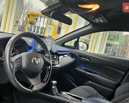 Чорний Тойота C-HR, об'ємом двигуна 2 л та пробігом 37 тис. км за 21555 $, фото 12 на Automoto.ua