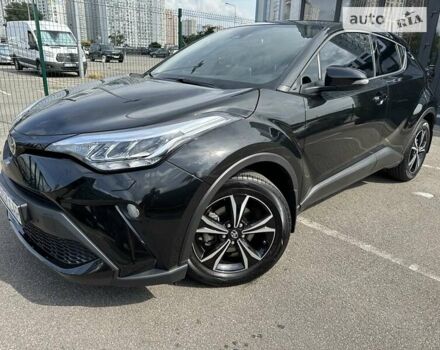 Чорний Тойота C-HR, об'ємом двигуна 1.2 л та пробігом 9 тис. км за 28900 $, фото 4 на Automoto.ua