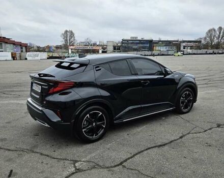 Чорний Тойота C-HR, об'ємом двигуна 1.99 л та пробігом 57 тис. км за 30000 $, фото 24 на Automoto.ua