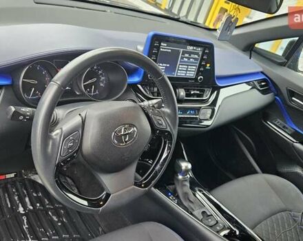 Чорний Тойота C-HR, об'ємом двигуна 2 л та пробігом 37 тис. км за 21555 $, фото 14 на Automoto.ua