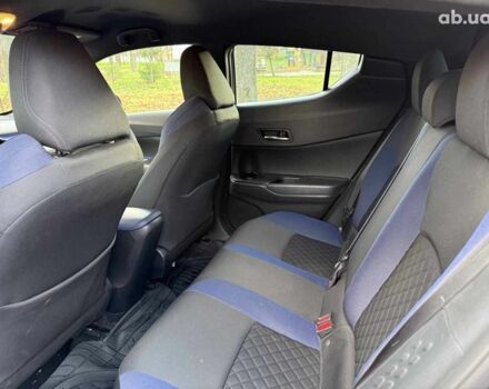 Чорний Тойота C-HR, об'ємом двигуна 2 л та пробігом 38 тис. км за 21990 $, фото 16 на Automoto.ua