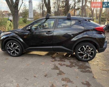 Чорний Тойота C-HR, об'ємом двигуна 2 л та пробігом 38 тис. км за 21990 $, фото 8 на Automoto.ua