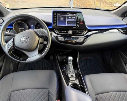 Чорний Тойота C-HR, об'ємом двигуна 2 л та пробігом 38 тис. км за 21990 $, фото 17 на Automoto.ua